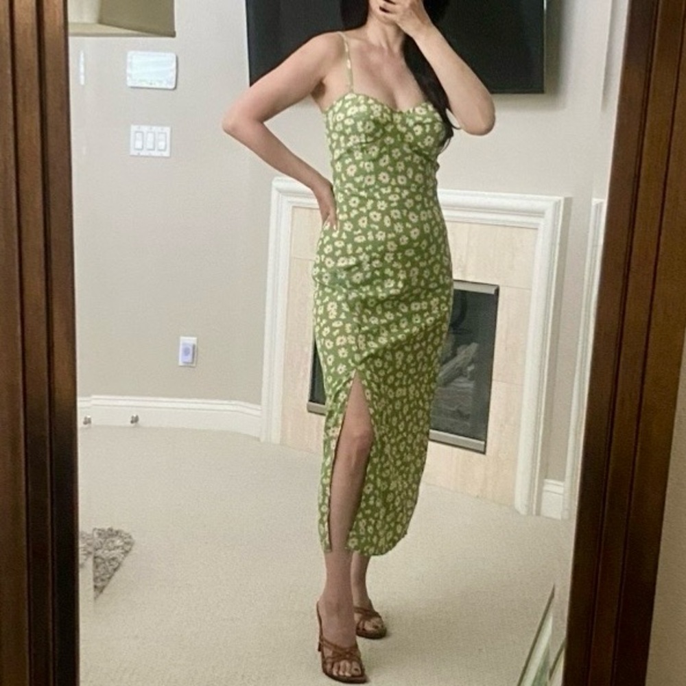 Nasty Gal Daisy Midi Dress